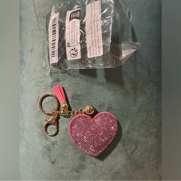 NWT—4 Key Chains/Purse Charms & 1 Tiny Cow—SPARKLY! Customer appreciation gifts! - Picture 4 of 13
